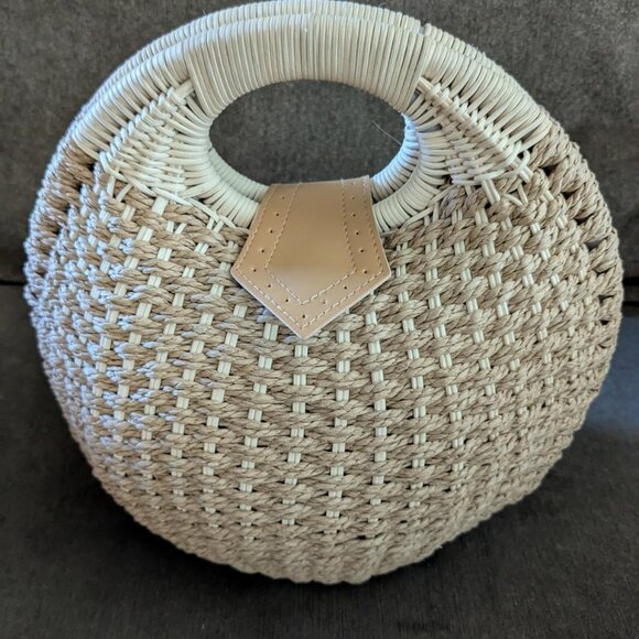 Neiman Marcus Handbags - Neiman Marcus Woven Straw Round Clutch in Natural and Cream